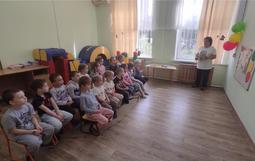 В МБОУ ДО ДЮЦ педагог дополнительного образования Е.Г. Безуглая провела мероприятие: «Осторожно, дорога!». 