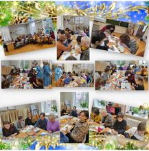 Педагоги расписывали на новогодней композиции лошадке символ 2026 года, получились очень интересные, красочные работы.