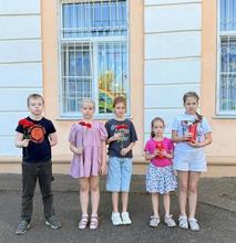 В этот значимый день воспитанники МБОУ ДО ДЮЦ почтили память героев, отдавших жизни за победу в Великой Отечественной войне.