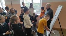 В МБОУ ДО ДЮЦ в рамках проекта «СОЦИО» педагог-организатор Л.Н. Борисенко провела литературную мастерскую  «Что Родиной моей зовется?».